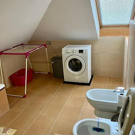 Sebastian Apartment